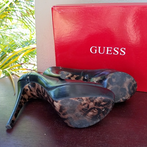 Open Toe Black Guess Heels - Picture 5 of 7